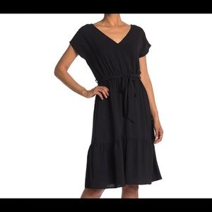 Dual Nature cap sleeve dress